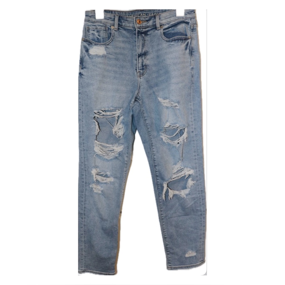 American Eagle Distressed Jeans